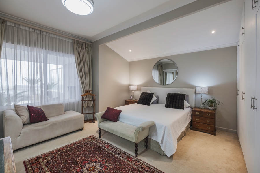 To Let 2 Bedroom Property for Rent in Green Point Western Cape